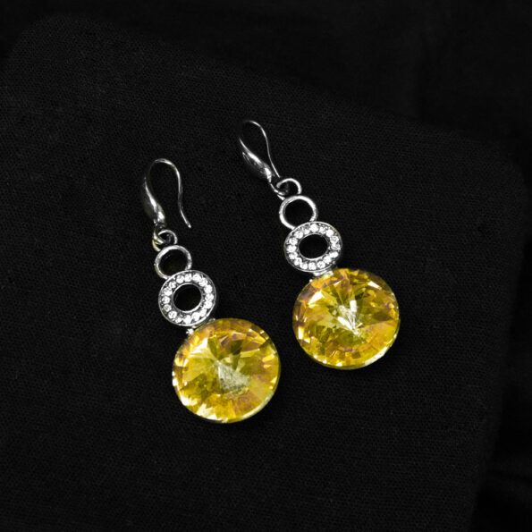 Charming yellow crystal earrings