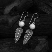 Fascinating Silver Color Leaf Pattern Earrings